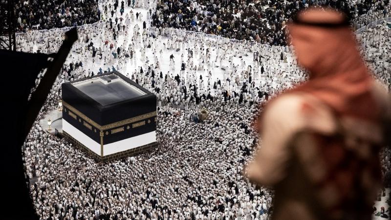 صورة حول : إغلاق 3 شركات وفقا لقانون منع الاتجار بالبشر إغلاق 3 شركات وفقا لقانون منع الاتجار بالبشر