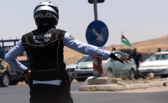 صورة حول : إدارة السير تكشف سبب تباطؤ حركة المرور داخل نفق الملتقى في عمان إدارة السير تكشف سبب تباطؤ حركة المرور داخل نفق الملتقى في عمان