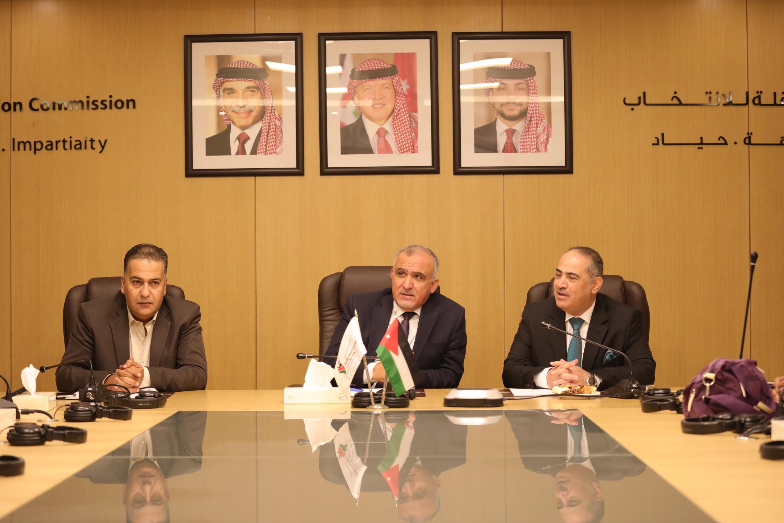 الهيئة المستقلة للانتخاب وهيئة الإعلام تبحثان سبل التعاون المشترك بين الطرفين