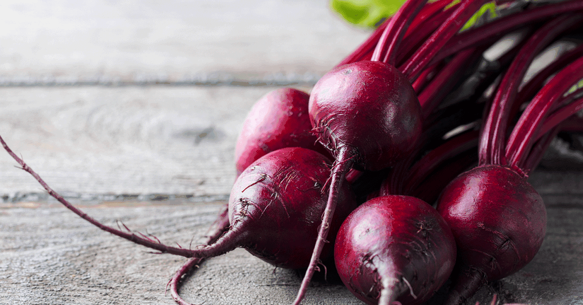 ما فوائد تناول البنجر على الريق؟