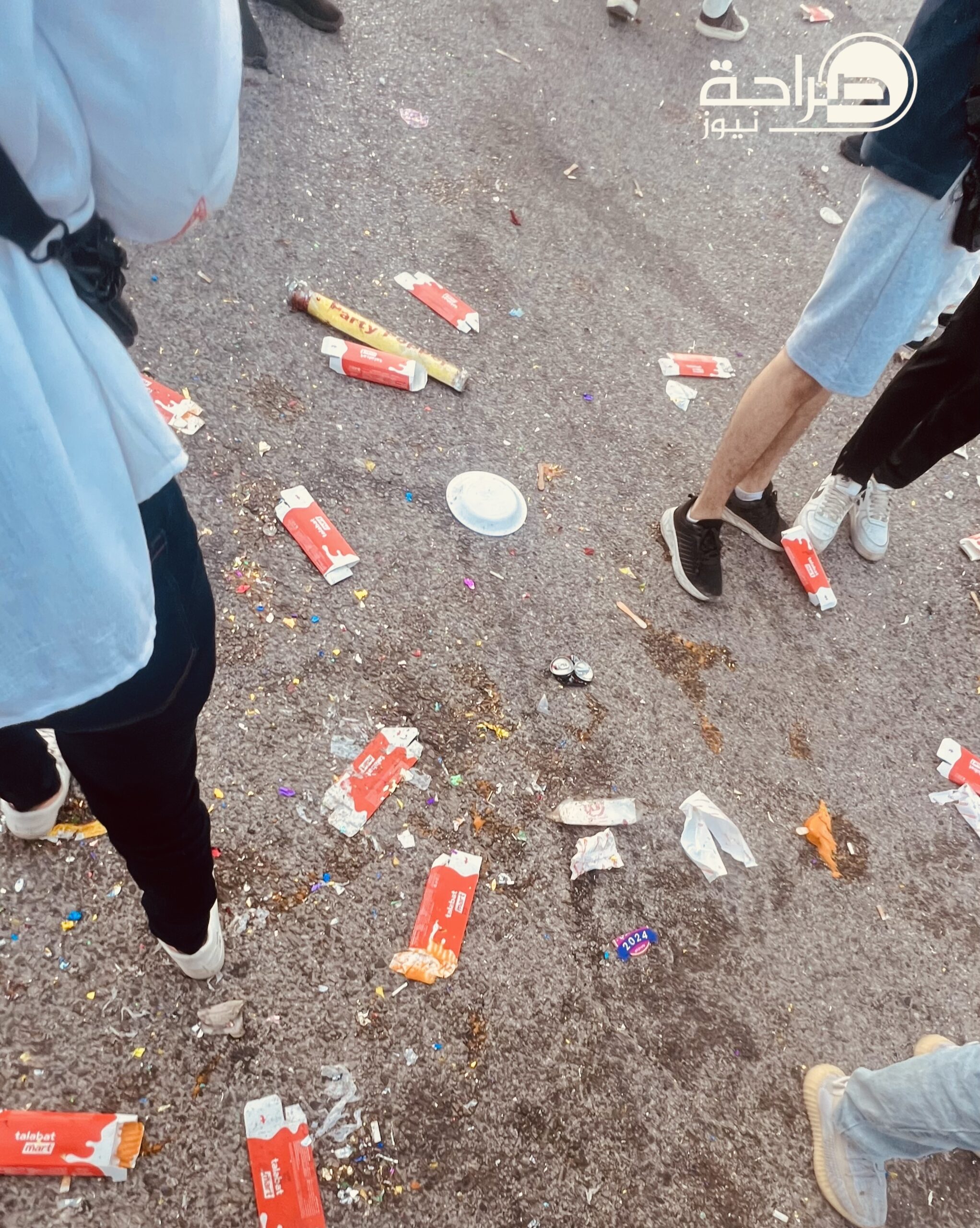 صورة حول : عاجل … فرحة النجاح أم فوضى القمامة؟ عاجل … فرحة النجاح أم فوضى القمامة؟