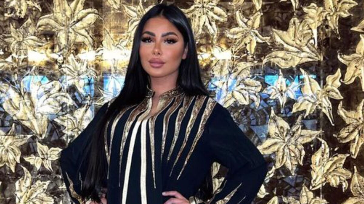 صورة حول : المؤثرة الجزائرية"مايفا غنام" تمنع من دخول الجزائر بسبب زيارتها لإسرائيل (فيديو) المؤثرة الجزائرية"مايفا غنام" تمنع من دخول الجزائر بسبب زيارتها لإسرائيل (فيديو)