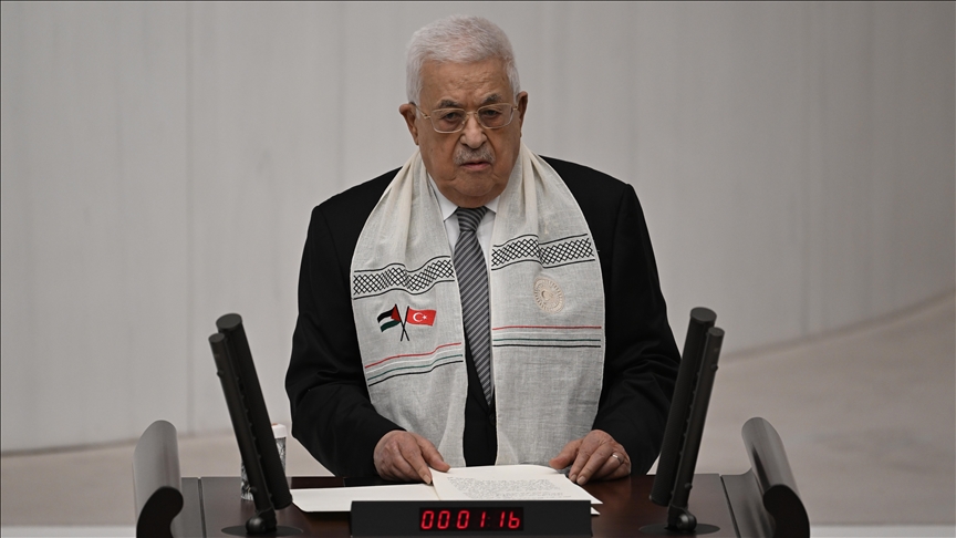 عاجل| "القيادة الفلسطينية" تنظم زيارة عباس إلى غزة عبر تحركات دولية