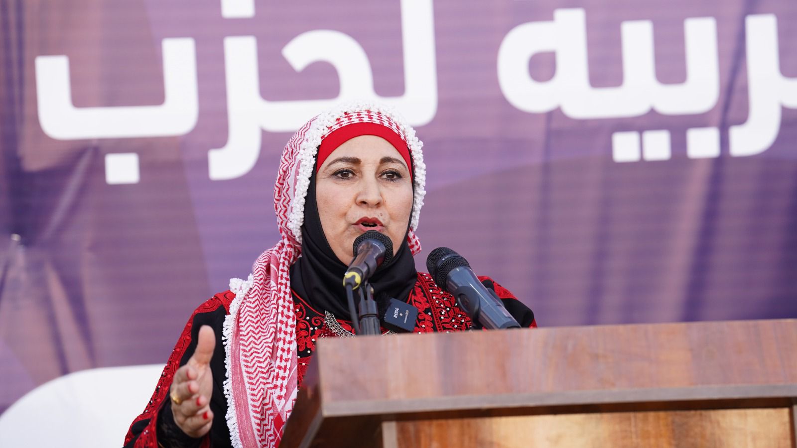 الحشود في محافظة مادبا يستقبلون حزب إرادة في مهرجان إنتخابي ضخم "فيديو وصور"