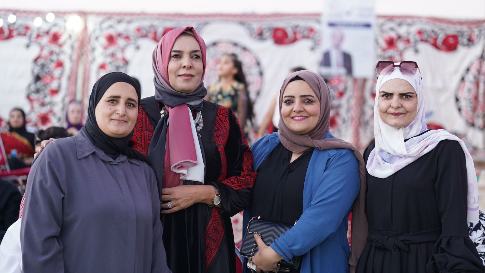 الحشود في محافظة مادبا يستقبلون حزب إرادة في مهرجان إنتخابي ضخم "فيديو وصور"