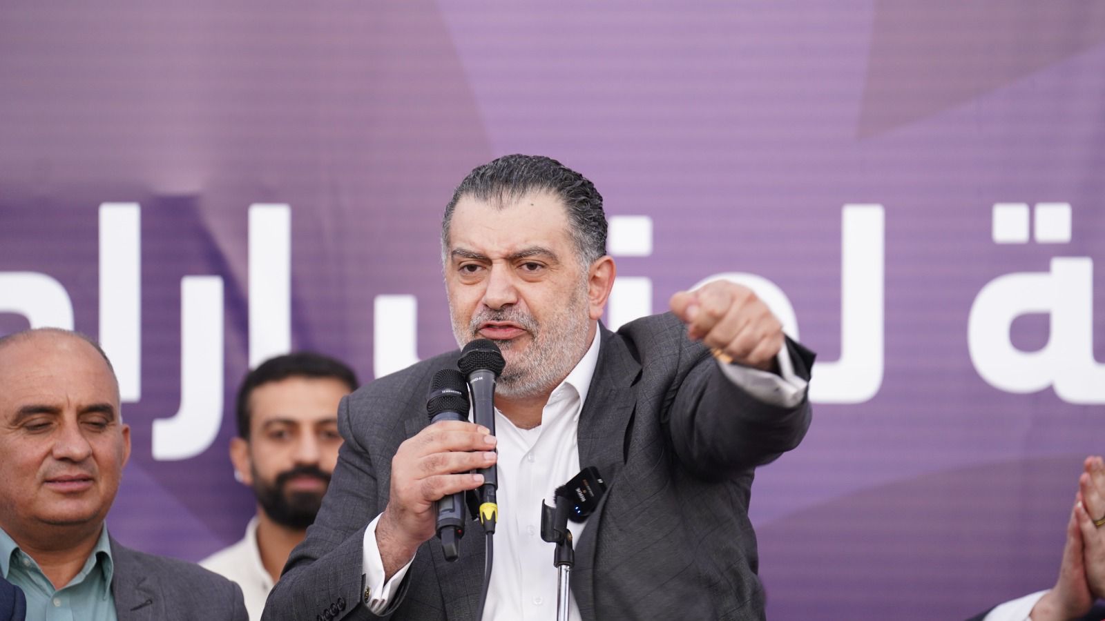 صورة حول : الحشود في محافظة مادبا يستقبلون حزب إرادة في مهرجان إنتخابي ضخم "فيديو وصور" الحشود في محافظة مادبا يستقبلون حزب إرادة في مهرجان إنتخابي ضخم "فيديو وصور"