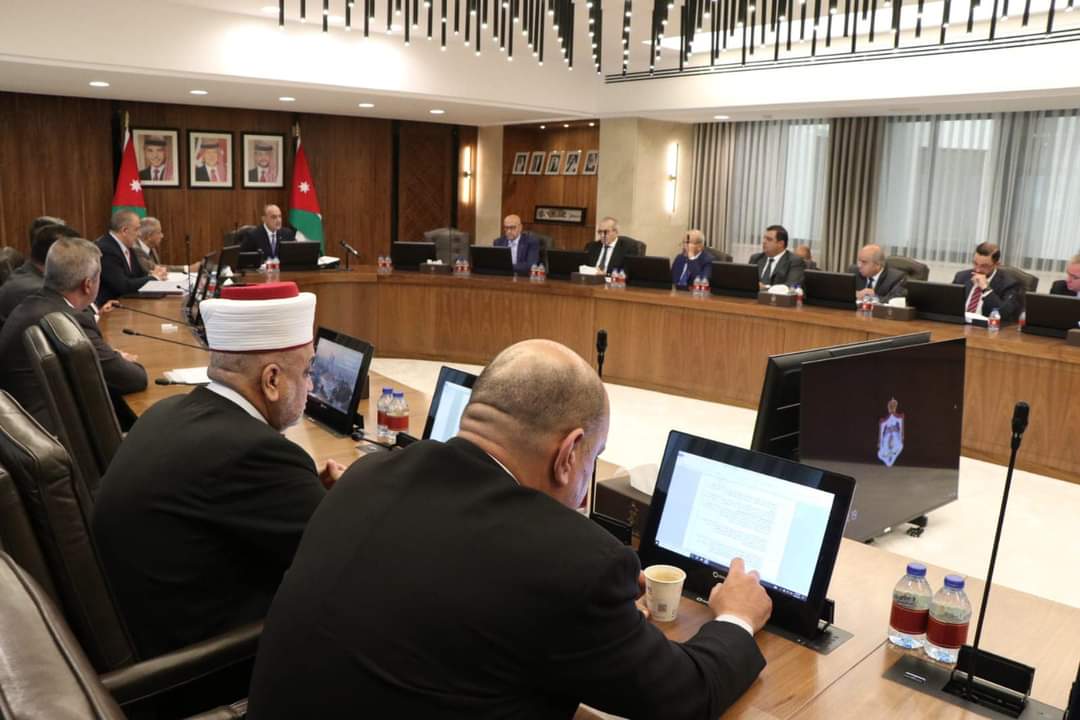 صورة حول : الحكومة تختار “ميريديان سويز” كمناقِص مفضّل بمشروع الناقل الوطني الحكومة تختار “ميريديان سويز” كمناقِص مفضّل بمشروع الناقل الوطني