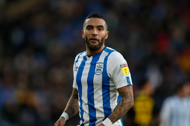 صورة حول : من كرة القدم إلى الملاكمة.. نجم ليستر سيتي السابق يخوض أول نزال ترويجي من كرة القدم إلى الملاكمة.. نجم ليستر سيتي السابق يخوض أول نزال ترويجي