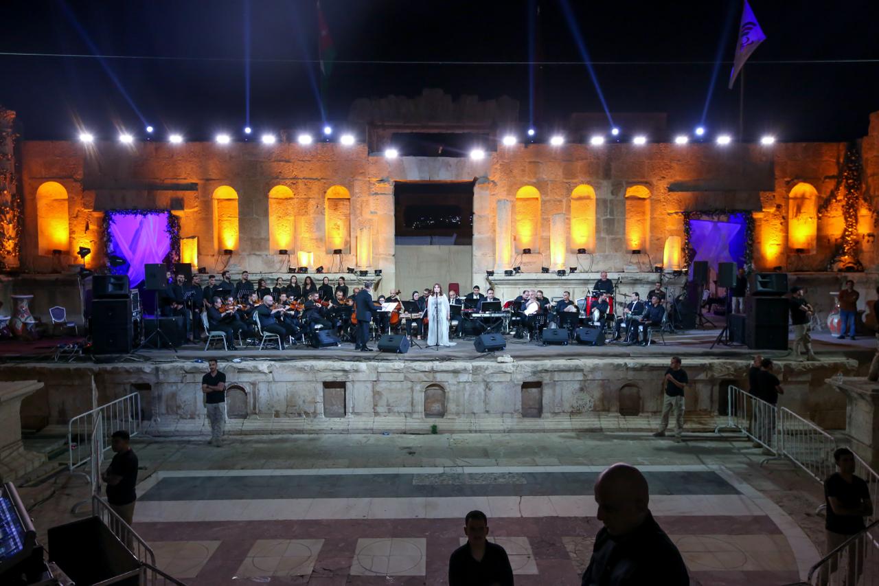 صورة حول : عفاف راضي لأول مرة في جرش تغني "قد عشقتُ القدس" وتقدم اجمل أغانيها عفاف راضي لأول مرة في جرش تغني "قد عشقتُ القدس" وتقدم اجمل أغانيها