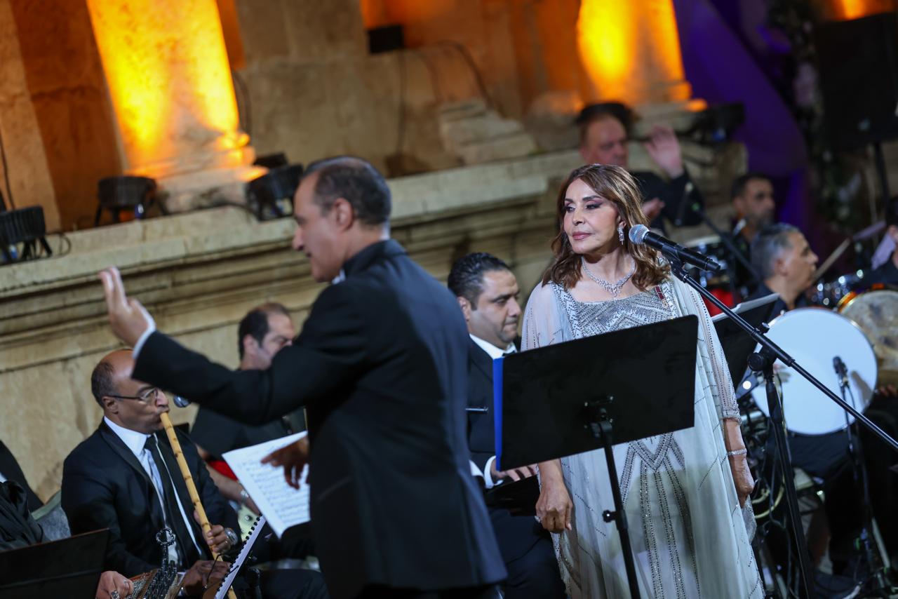 عفاف راضي لأول مرة في جرش تغني "قد عشقتُ القدس" وتقدم اجمل أغانيها