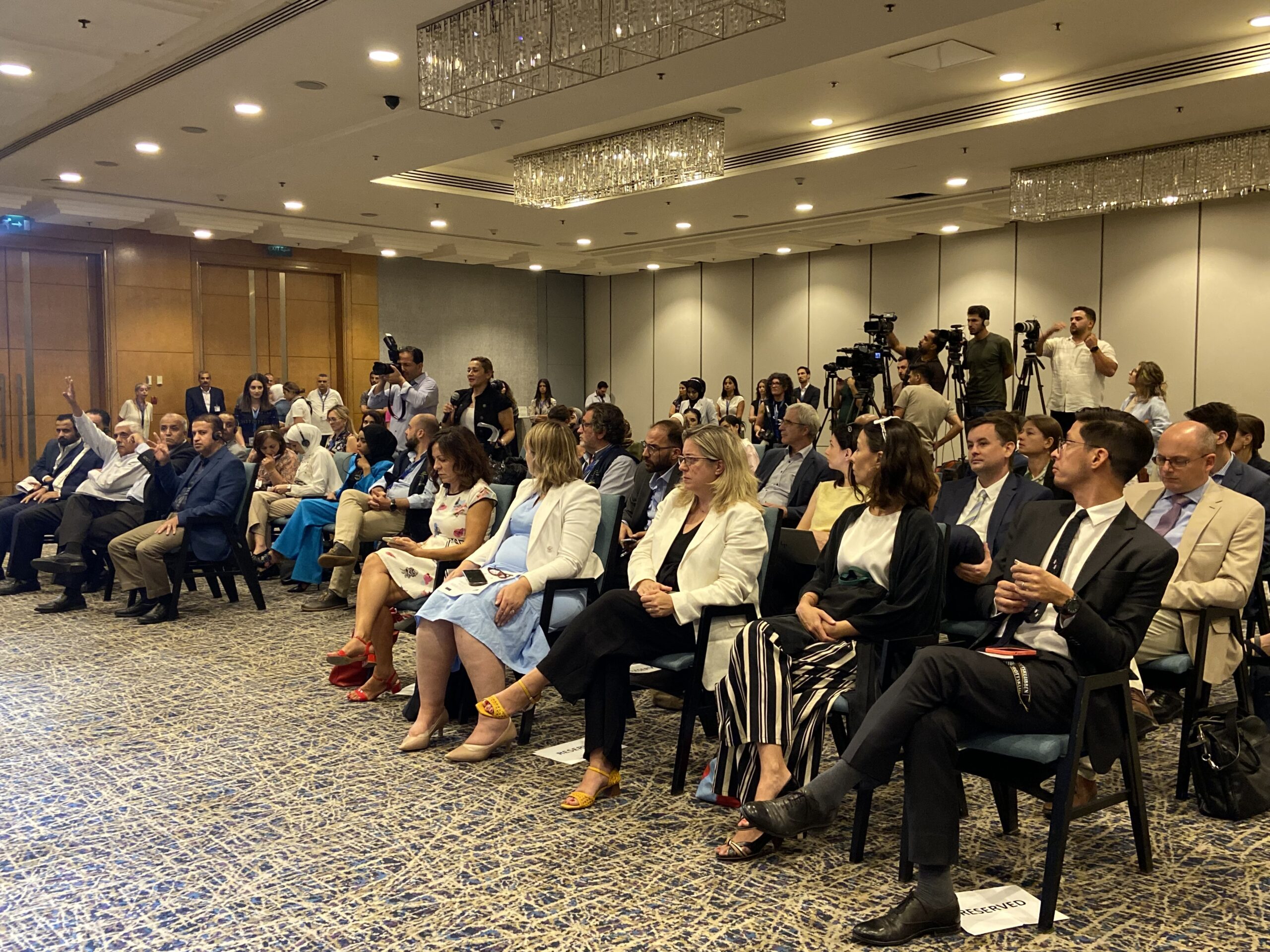 رئيسة بعثة الاتحاد الأوروبي لمراقبة الانتخابات تختتم أولى زياراتها إلى الأردن