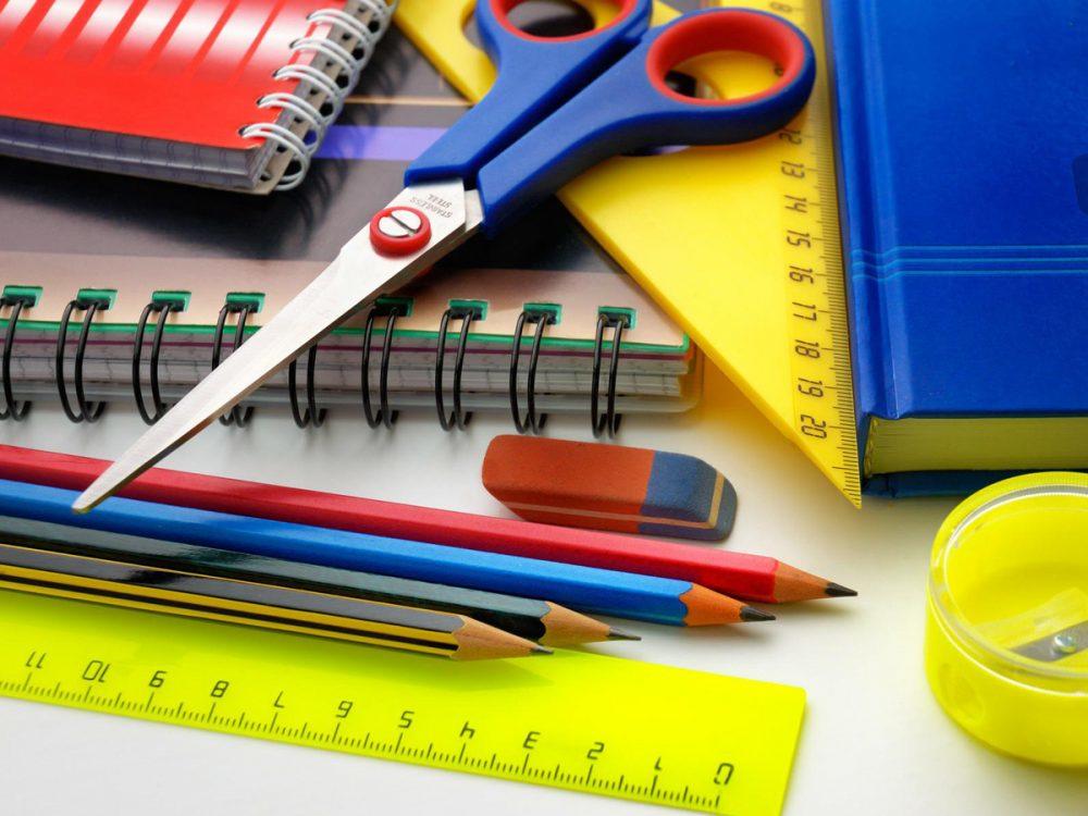 صورة حول : اقبالا متواضعاً على المستلزمات القرطاسية المدرسية بالأردن اقبالا متواضعاً على المستلزمات القرطاسية المدرسية بالأردن