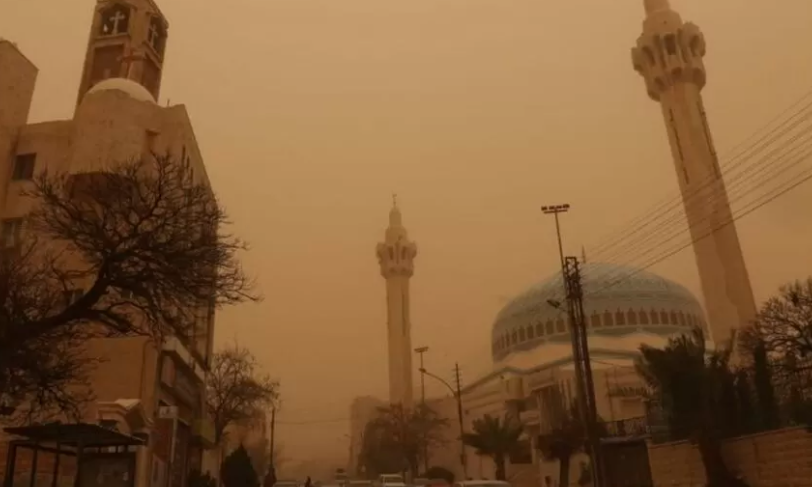 الأرصاد الجوية الأردنية تحذر من تدني مدى الرؤية الأفقية مساءاً وصباح يوم الاحد
