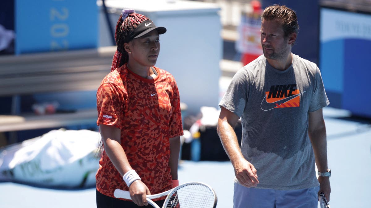 صورة حول : ما سبب انفصال لاعبة التنس اليابانية عن مدربها ؟ ما سبب انفصال لاعبة التنس اليابانية عن مدربها ؟