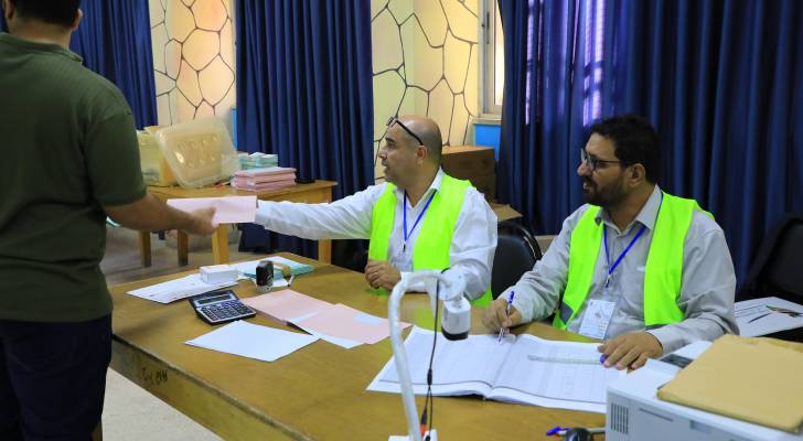 صورة حول : توقع إعلان نتائج الانتخابات الأولية للدوائر المحلية صباح الأربعاء توقع إعلان نتائج الانتخابات الأولية للدوائر المحلية صباح الأربعاء