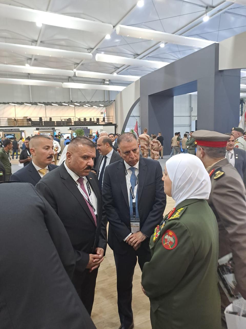 "الفراية" يطلع نظيره العراقي على الأجنحة الخاصة بالقوات المسلحة سوفكس 2024