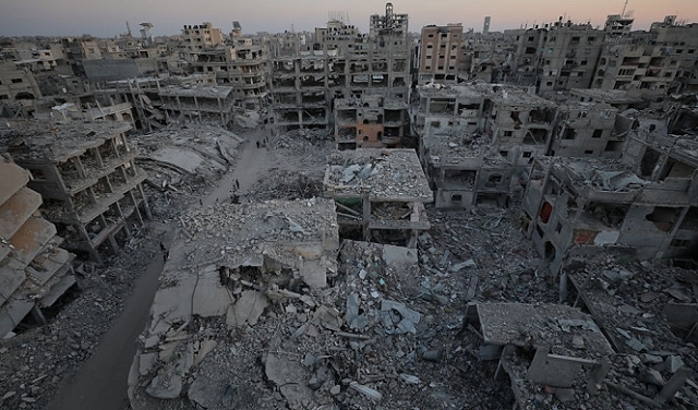 ثلثا المباني في غزة دُمّرت منذ تشرين الأول 2023