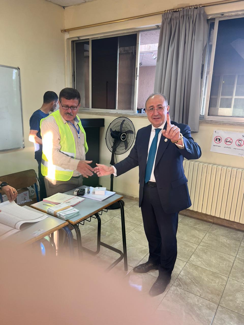 صورة حول : بالفيديو ..نفاع اول الامناء العامين الذين ادلوا بصوتهم بالفيديو ..نفاع اول الامناء العامين الذين ادلوا بصوتهم