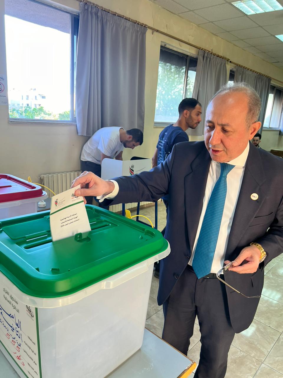 صورة حول : بالفيديو ..نفاع اول الامناء العامين الذين ادلوا بصوتهم بالفيديو ..نفاع اول الامناء العامين الذين ادلوا بصوتهم