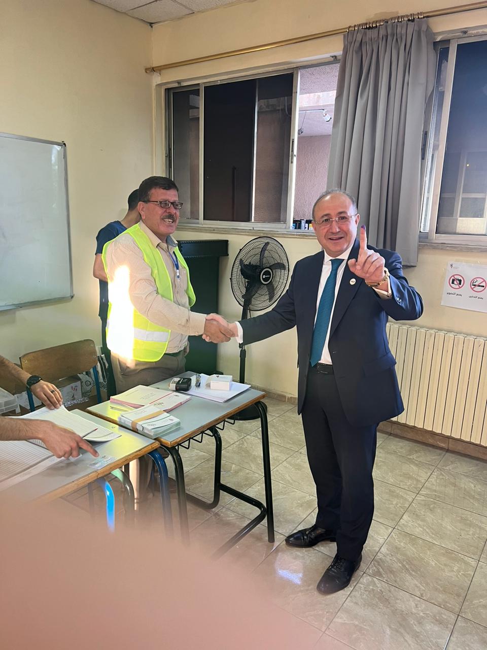 صورة حول : بالفيديو ..نفاع اول الامناء العامين الذين ادلوا بصوتهم بالفيديو ..نفاع اول الامناء العامين الذين ادلوا بصوتهم