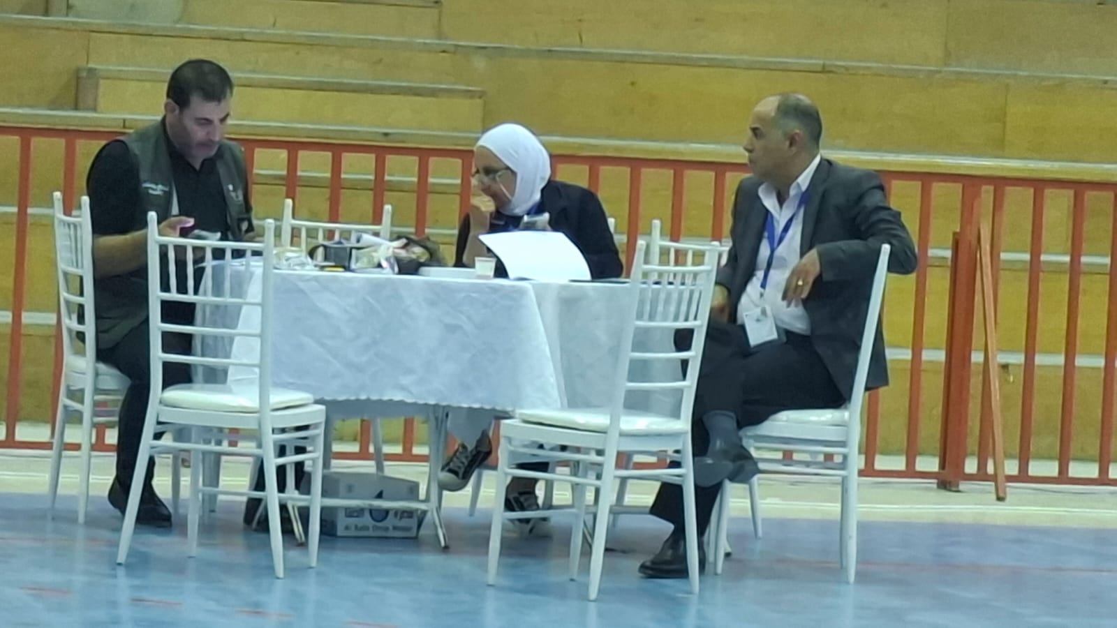 اغلاق صناديق الاقتراع في الكرك وبدء عملية الفرز - صور وفيديو