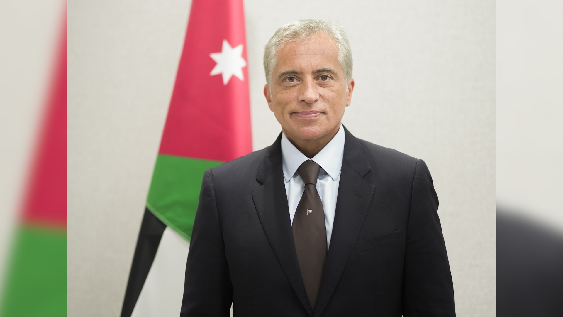 جعفر حسّان يوجهه رسالة لطلاب الجامعات