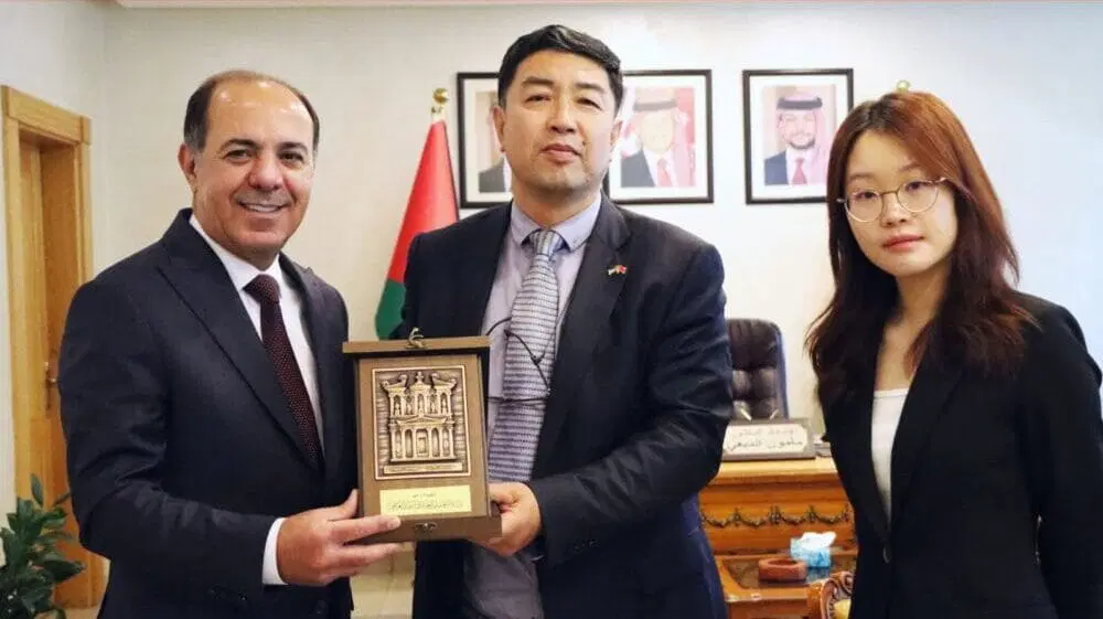 اجتماع لبحث إنشاء جامعة تقنية صينية-أردنية