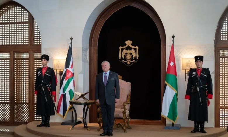 العبابنة والغزو والسحيمات يؤدون اليمين القانونية أمام الملك