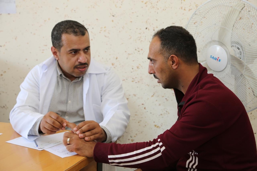 بالصور...البر والإحسان تقدم خدمات طبية مجانية لـ750 مريضاً في لواء بصيرا