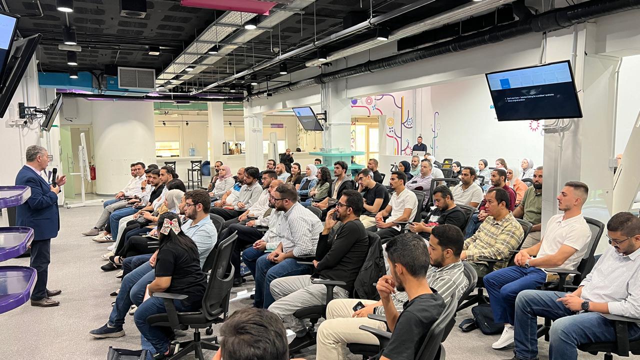 صورة حول : منصّة زين تعقد معسكراً تدريبياً مكثّفاً في ريادة الأعمال منصّة زين تعقد معسكراً تدريبياً مكثّفاً في ريادة الأعمال