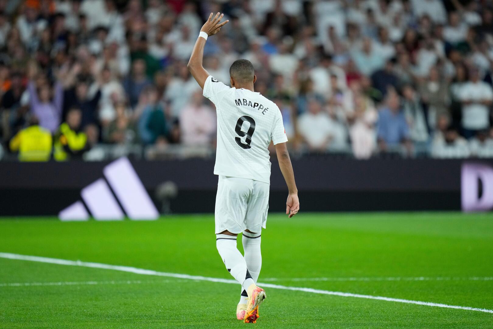 صورة حول : مبابي ينفي اتهامات مشينة ويصفها بالأخبار الكاذبة مبابي ينفي اتهامات مشينة ويصفها بالأخبار الكاذبة