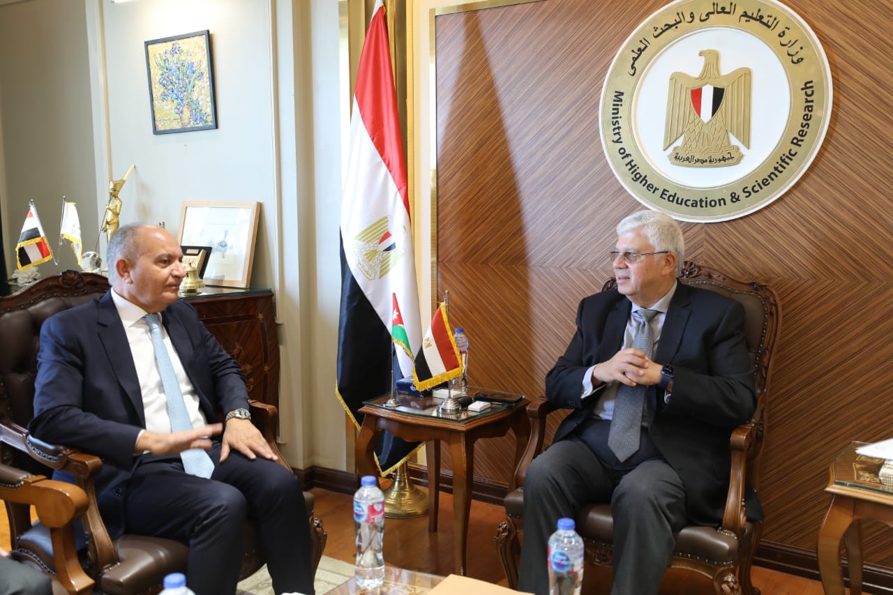 صورة حول : السفير الأردني في القاهرة لتعزيز التعاون العلمي والاكاديمي السفير الأردني في القاهرة لتعزيز التعاون العلمي والاكاديمي