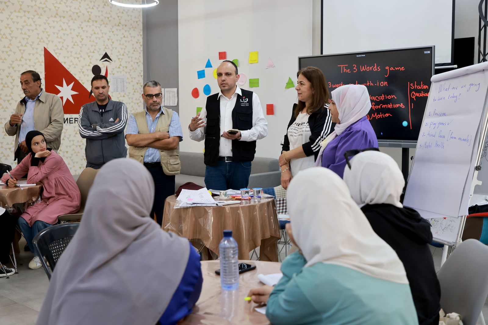 وزير الشباب يواصل زياراته الميدانية في محافظة عجلون