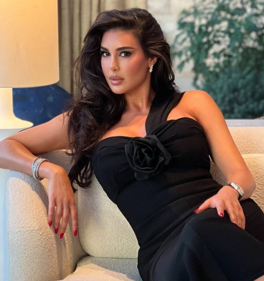 “كريم عبد العزيز وياسمين صبري في تركيا لتصوير فيلم “الأرض السودا”