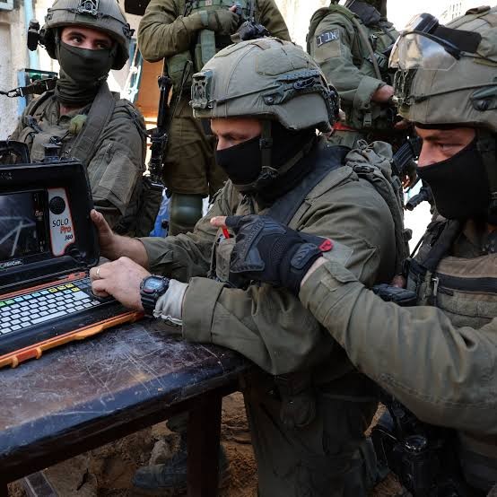 الجيش الاسرائيلي يقبض على أشخاص يقومون بالتجسس لصالح إيران