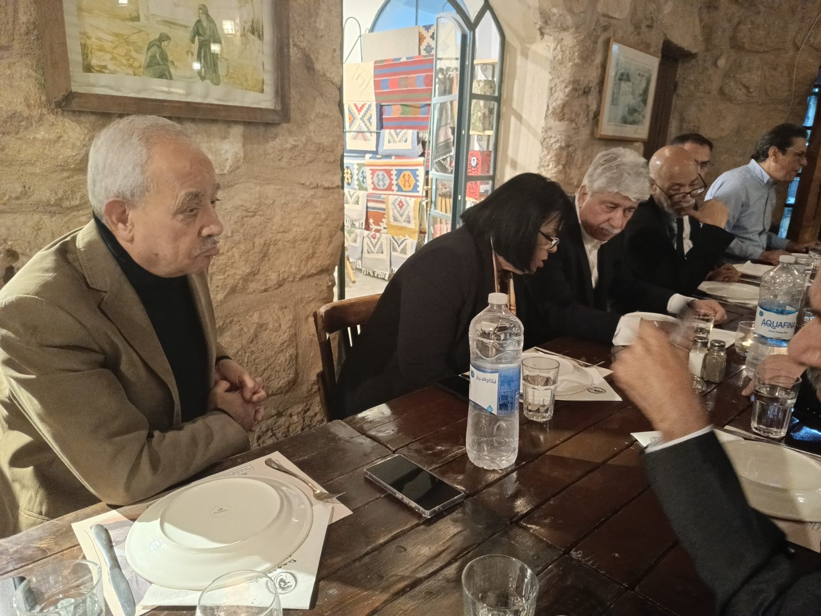 بالفيديو والصور ... شتيوي يكرم أعضاء اتحاد المجالس الاقتصادية والعربية في مطعم سياحي وينظم لهم جولة سياحية بمادبا