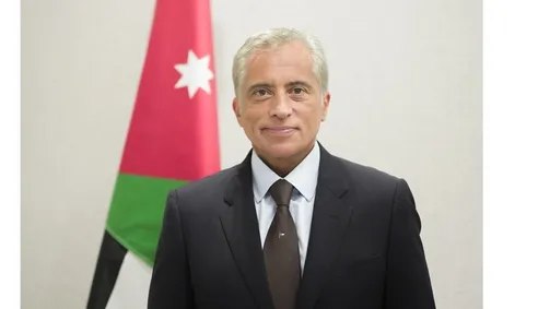 صورة حول : رئيس الوزراء يوجه بإسقاط الدعوى المقامة ضد قناة المملكة رئيس الوزراء يوجه بإسقاط الدعوى المقامة ضد قناة المملكة