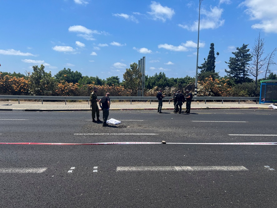 قتيلان في نهاريا شمالي إسرائيل جراء إطلاق صواريخ من لبنان