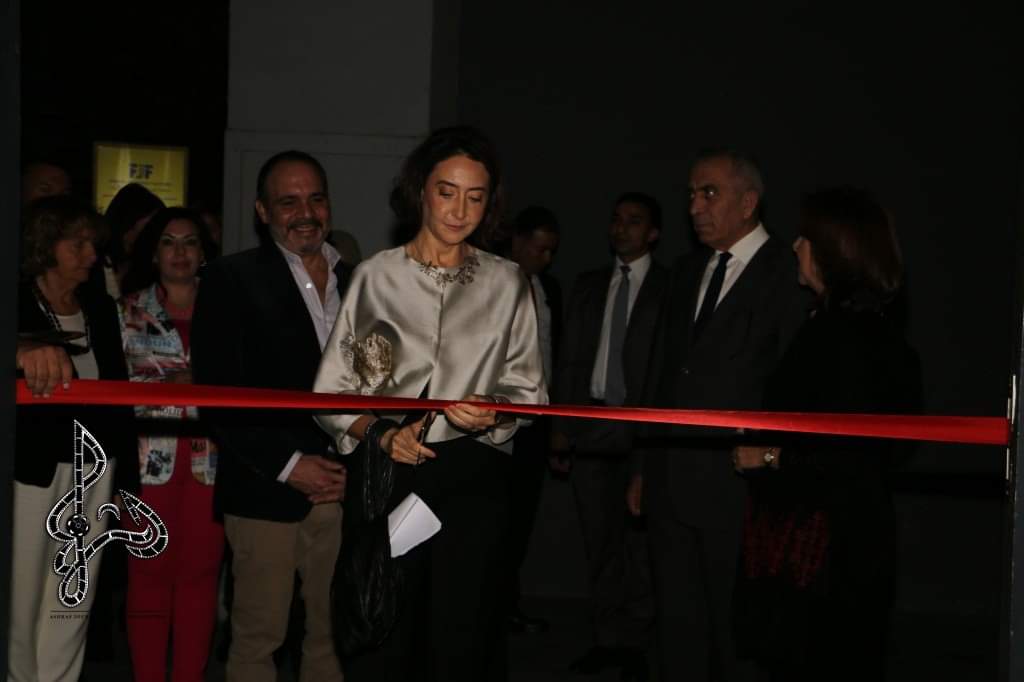 الأميرة ريم علي تفتتح معرض النجمات في جاليري رأس العين