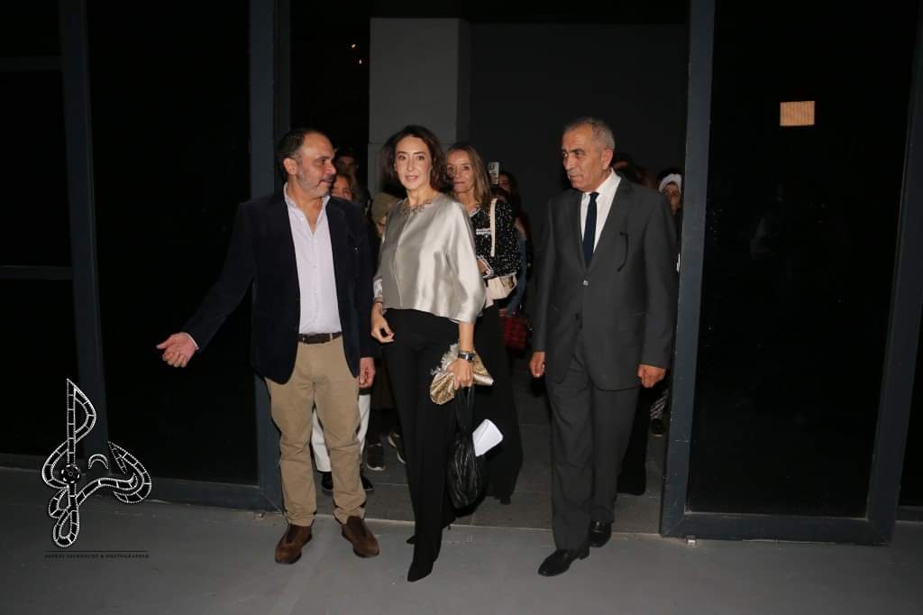 صورة حول : الأميرة ريم علي تفتتح معرض النجمات في جاليري رأس العين الأميرة ريم علي تفتتح معرض النجمات في جاليري رأس العين