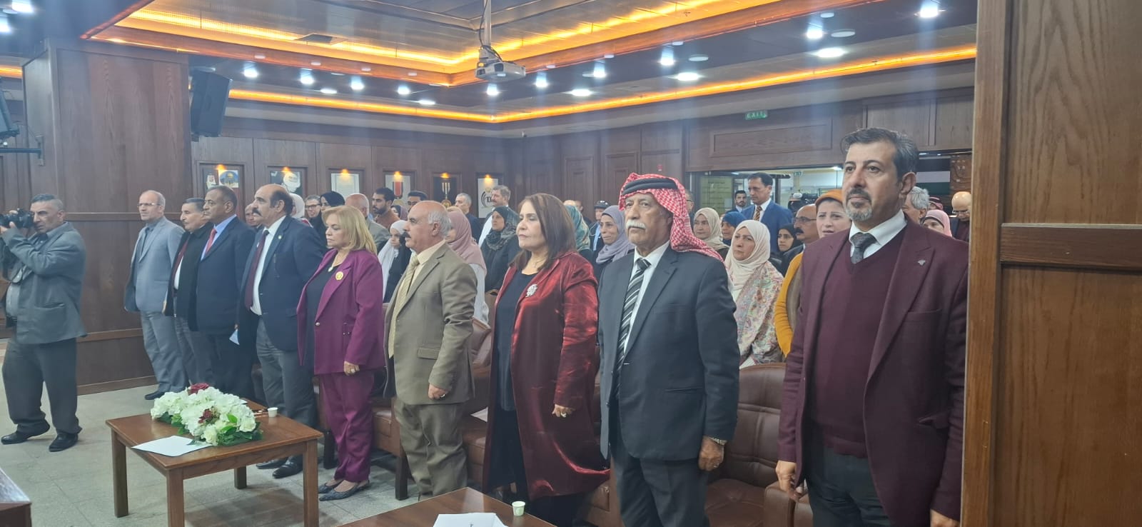 الشريفة بدور ترعى اشهار كتاب للكاتبة شريفة الشواورة بالمكتبة الوطنية