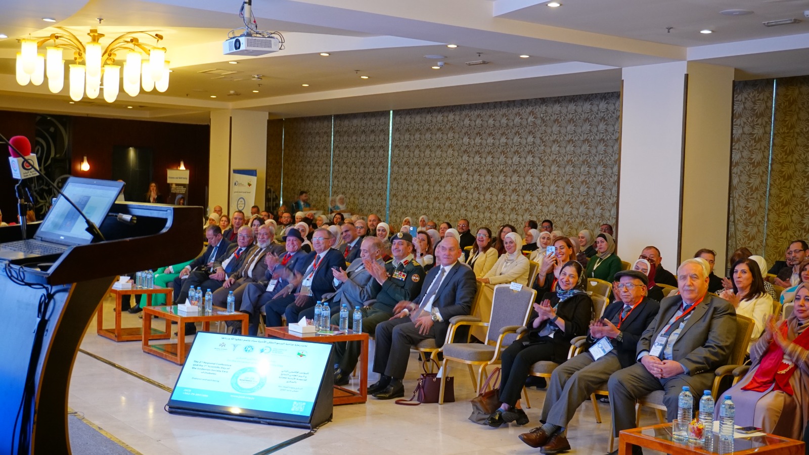 اشهار كتاب الاول في المنطقة.. المرأة والسكري نحو صحة أفضل أثناء الحمل