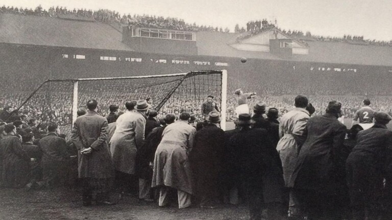 صورة حول : مباراة “الضباب”: أغرب مباراة في تاريخ كرة القدم بين أرسنال ودينامو موسكو مباراة “الضباب”: أغرب مباراة في تاريخ كرة القدم بين أرسنال ودينامو موسكو