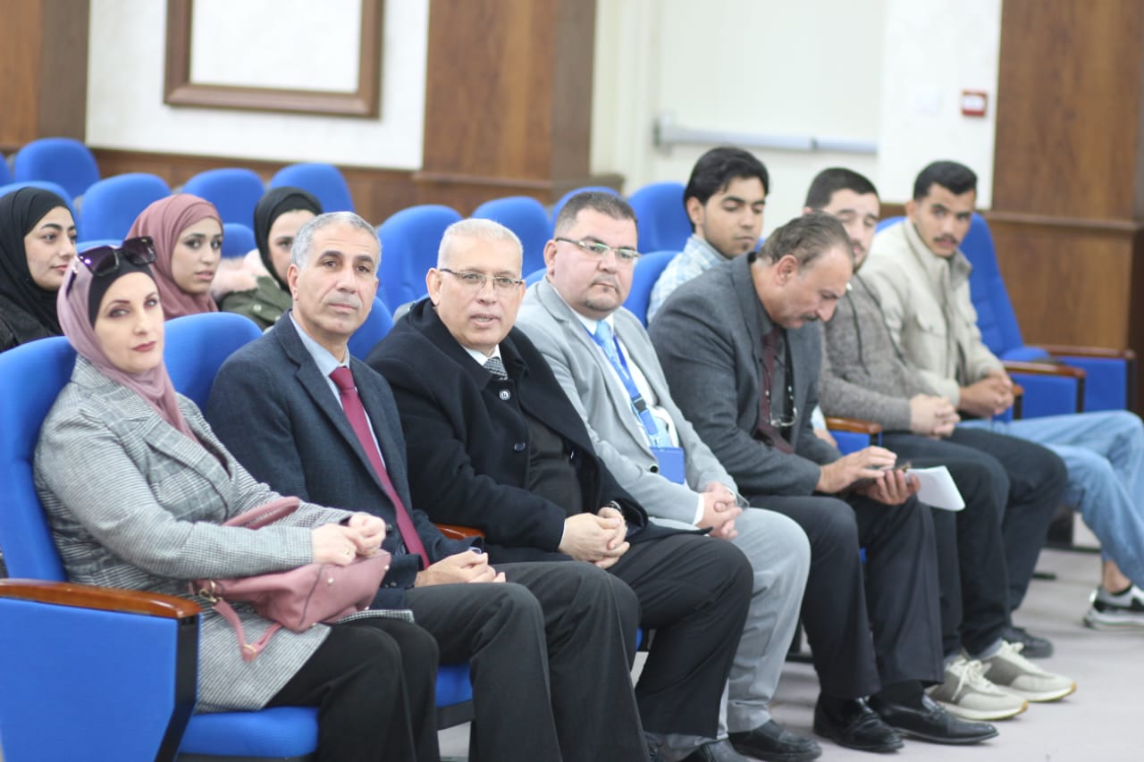 صورة حول : دورة تدريبية في كلية عجلون حول كتابة السيرة الذاتية وإجراء مقابلات العمل دورة تدريبية في كلية عجلون حول كتابة السيرة الذاتية وإجراء مقابلات العمل