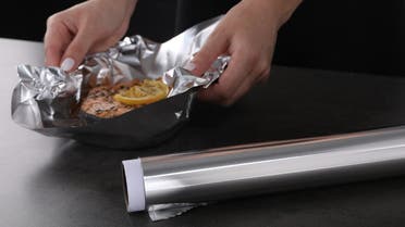 “تحذيرات من تخزين الطعام بالألومنيوم وبدائل آمنة”