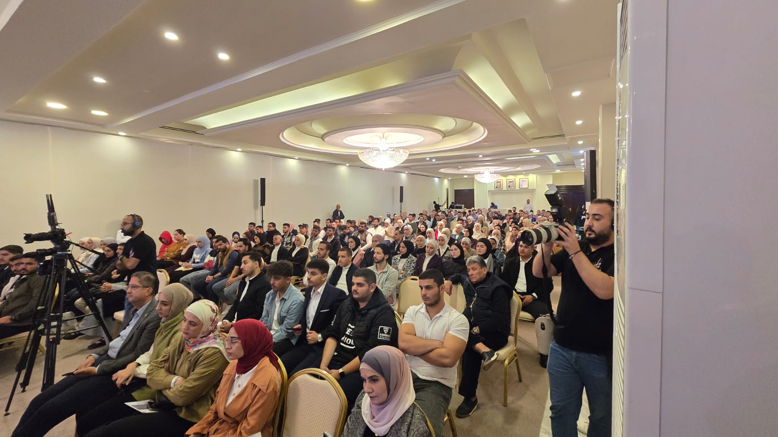 عاجل | أول ملتقى صناعي أردني" من مؤسسة ولي العهد لتعزيز التعاون .. صور