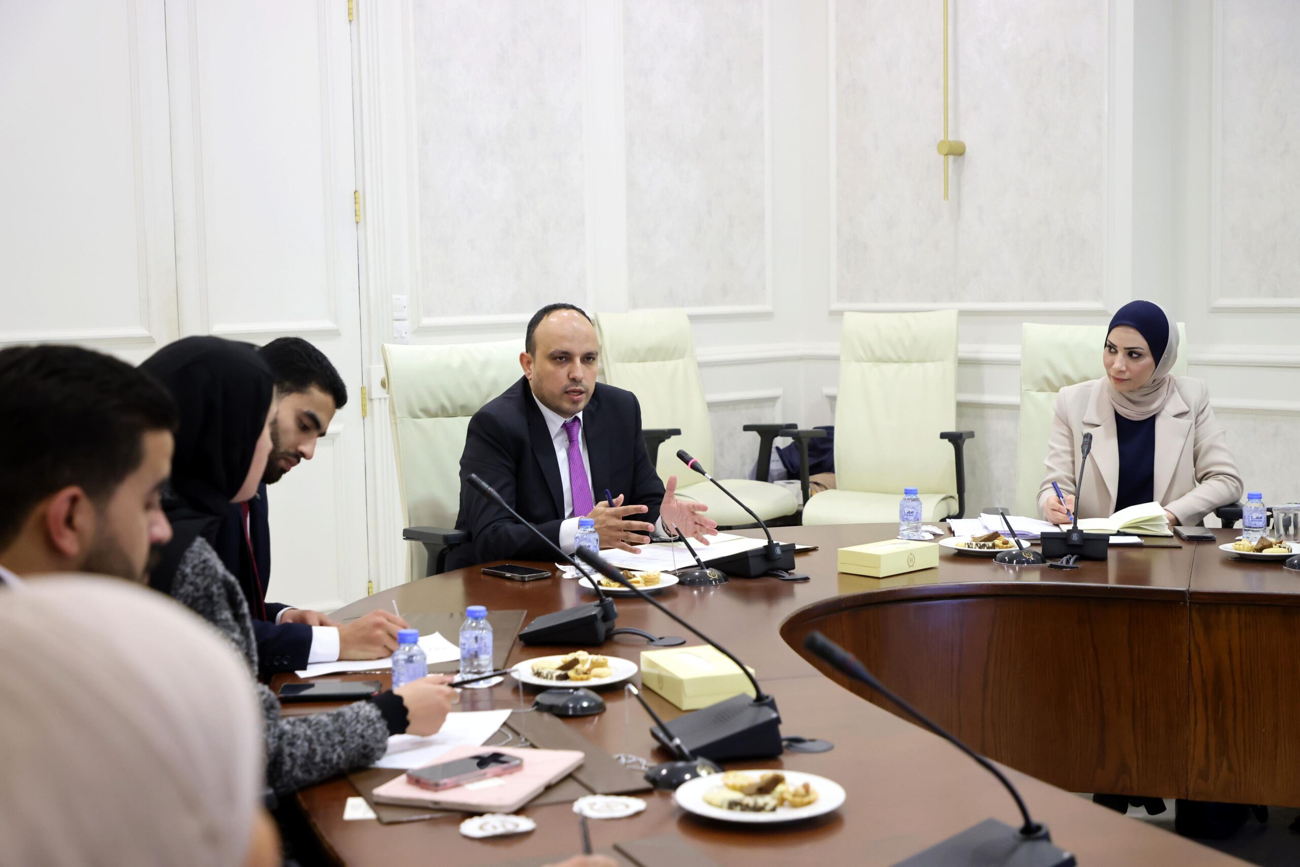 وزير الشباب يلتقي أعضاء الائتلاف الوطني الأردني للقرار 2250" الشباب والسلام والأمن"