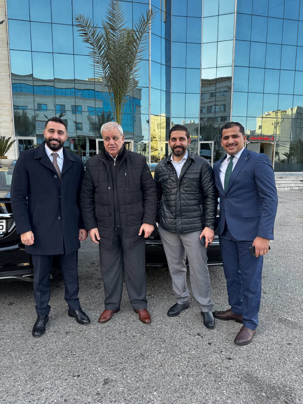 صورة حول : الحلايقة والغزاوي نسايب.. معالي محمد الحلايقة طلب وسعادة علي الغزاوي أعطى الحلايقة والغزاوي نسايب.. معالي محمد الحلايقة طلب وسعادة علي الغزاوي أعطى