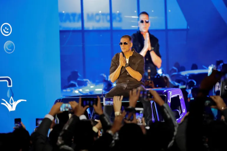 صورة حول : من الأكشن إلى العالمية .. قصة نجاح أكشاي كومار من الأكشن إلى العالمية .. قصة نجاح أكشاي كومار