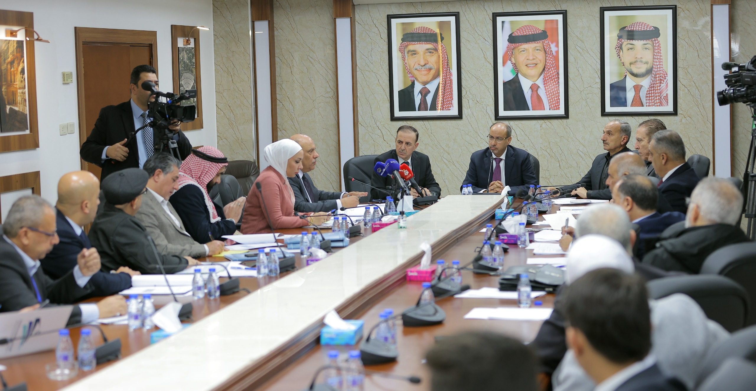 صورة حول : "مالية النواب" تناقش موازنات هيئة الخدمة والإدارة العامة ومعهد الإدارة العامة "مالية النواب" تناقش موازنات هيئة الخدمة والإدارة العامة ومعهد الإدارة العامة